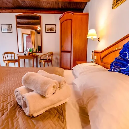 Schlosshotel Готель 3*