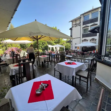 Готель Schlosshotel Маріанські Лазні