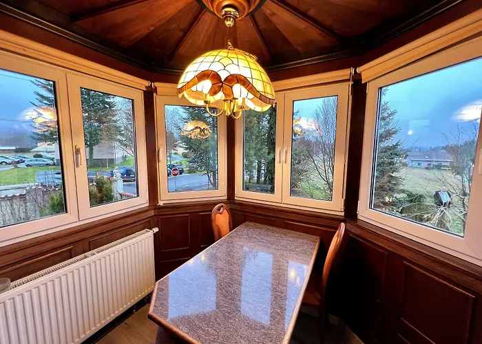 Schlosshotel Hotel 3*