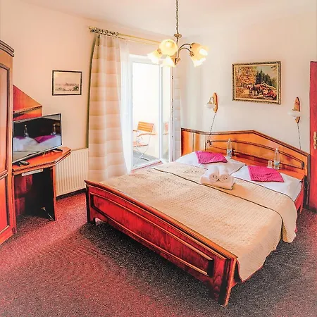 Schlosshotel 酒店 玛丽亚温泉