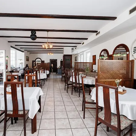 Schlosshotel Маріанські Лазні