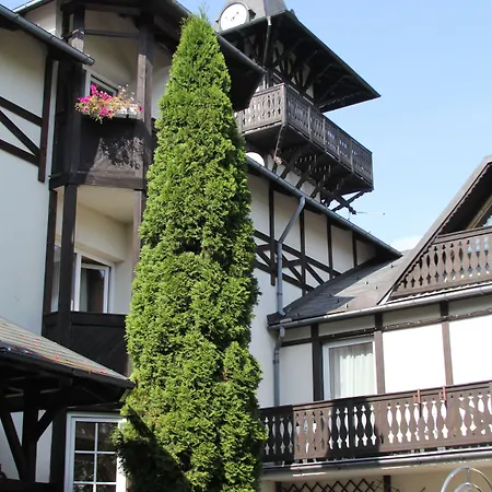 Otel Schlosshotel 3*