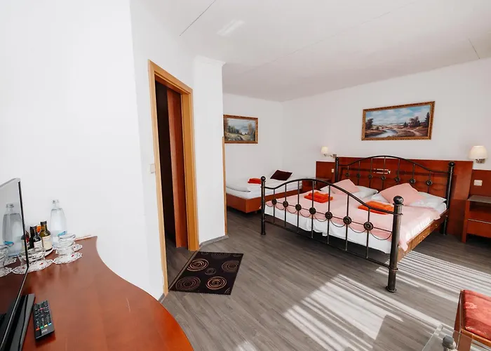 מלון Schlosshotel Mariánské Lázně