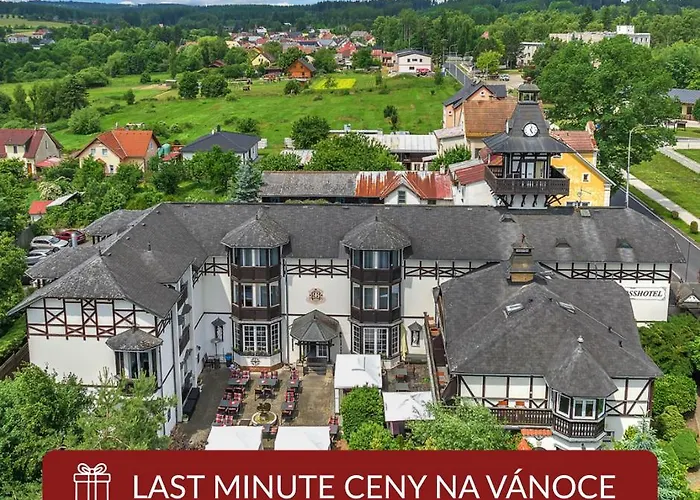 Schlosshotel מלון 3*